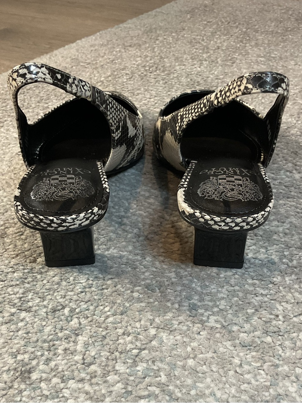 Vince Camuto Pilar Snakeskin Slingback Kitten Heel Pumps - Size 8M (NIB) - Picture 4 of 14